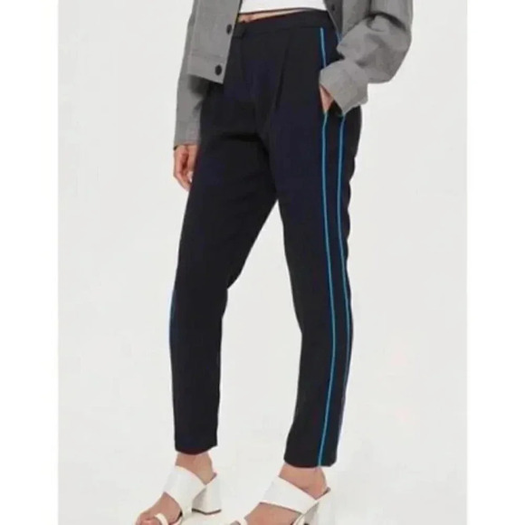 Topshop Trousers Relaxed Fit Pleated Pants Navy Blue Side Stripe Size 4 NWOT - Picture 13 of 13